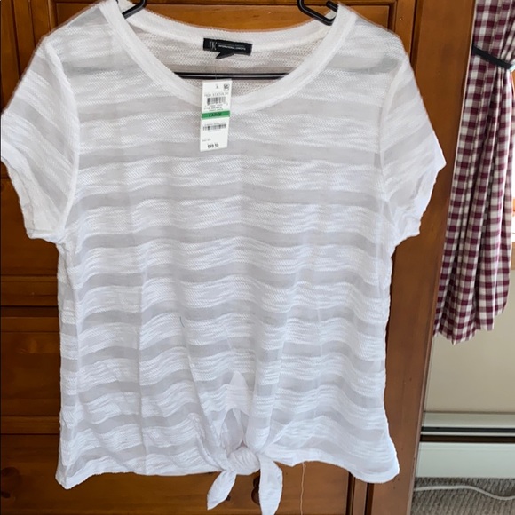 NWT INC top - Picture 1 of 3